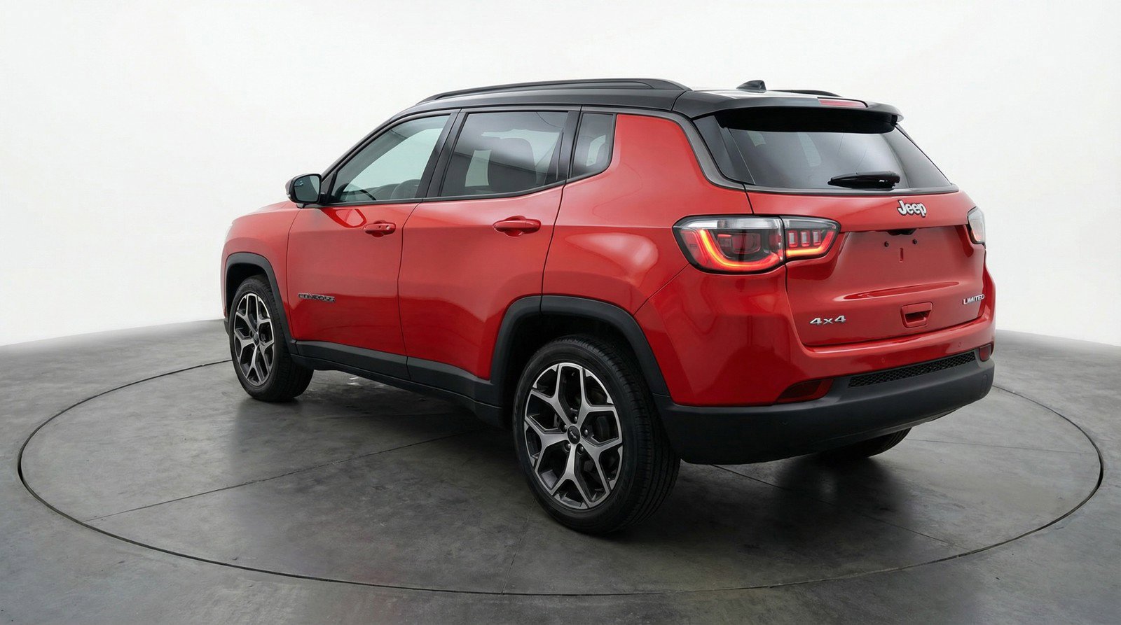 Used 2025 Jeep Compass Limited image 6