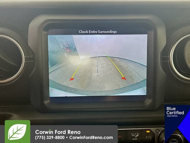 Used 2019 Jeep Wrangler Unlimited Sahara AWD/4WD image 17