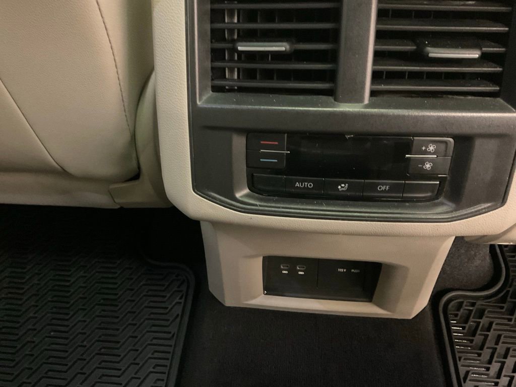 Used 2021 Volkswagen Atlas SE image 18