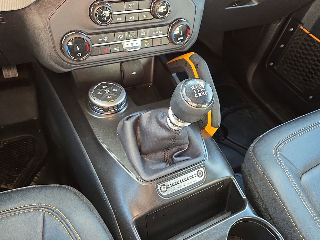 Used 2022 Ford Bronco Badlands w/ Sasquatch Package image 29