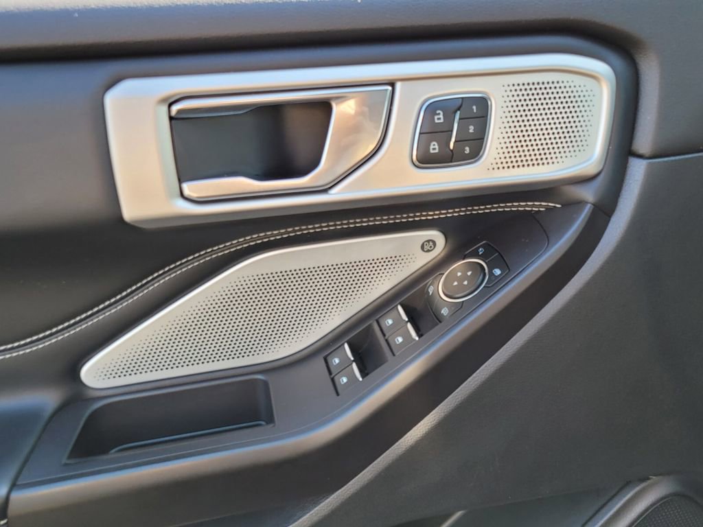 Used 2020 Ford Explorer ST w/ Premium Technology Package image 29