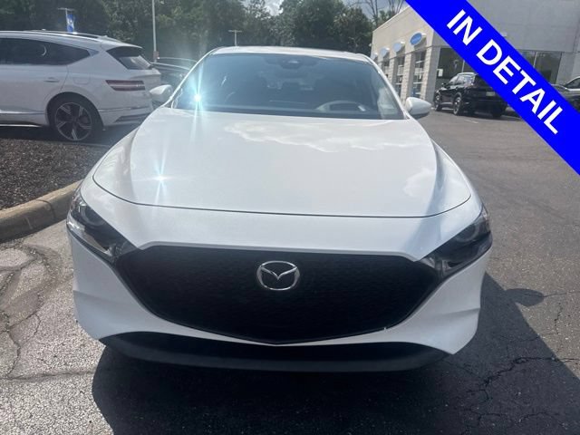 Used 2022 MAZDA MAZDA3 s FWD image 2