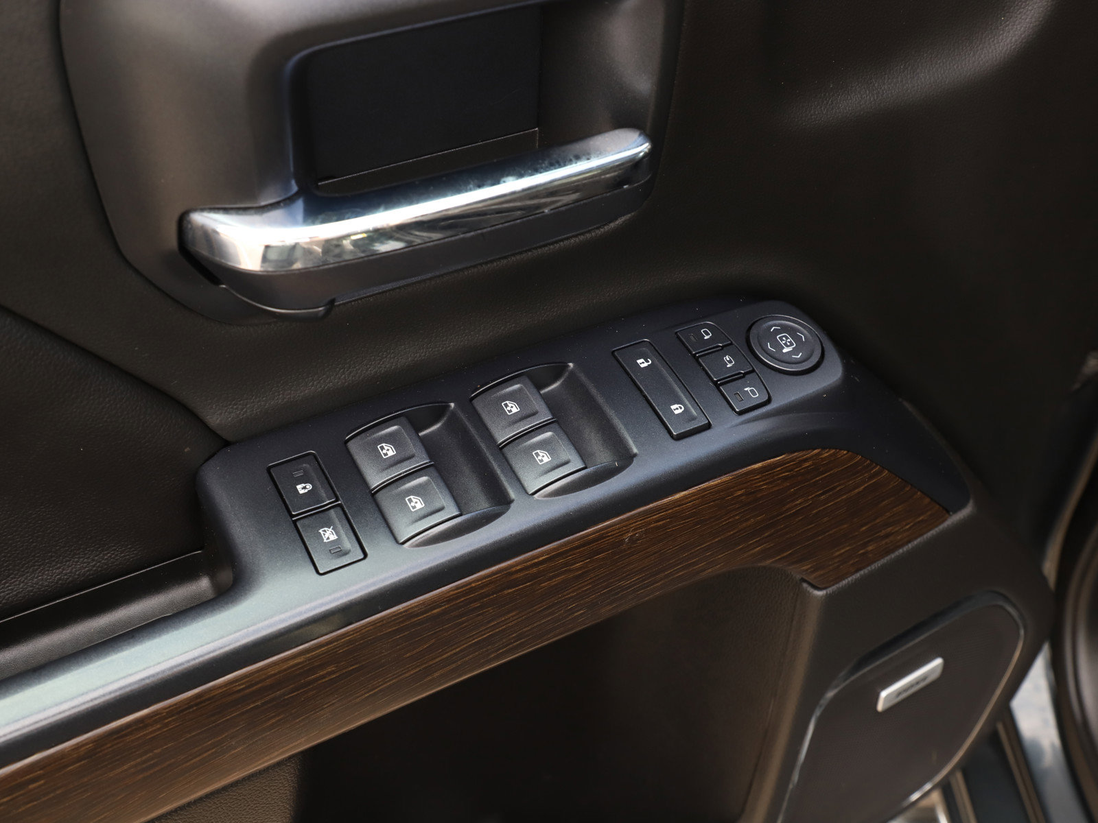 Used 2019 GMC Sierra 2500 Denali AWD/4WD image 19