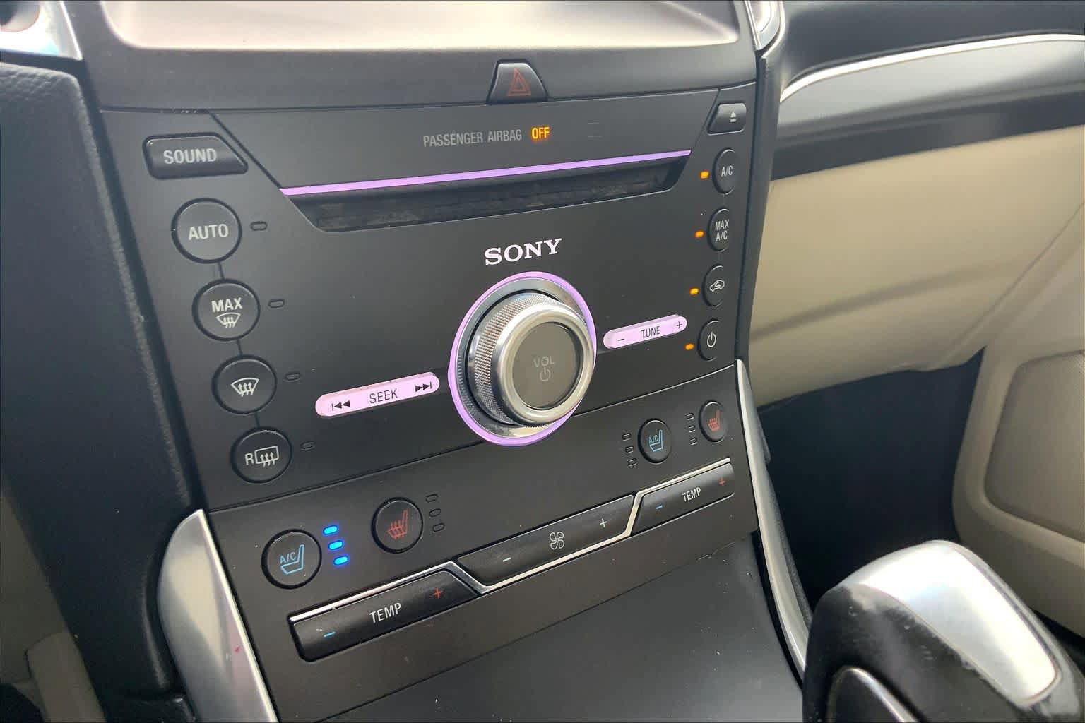 Used 2018 Ford Edge Titanium w/ Equipment Group 301A image 35