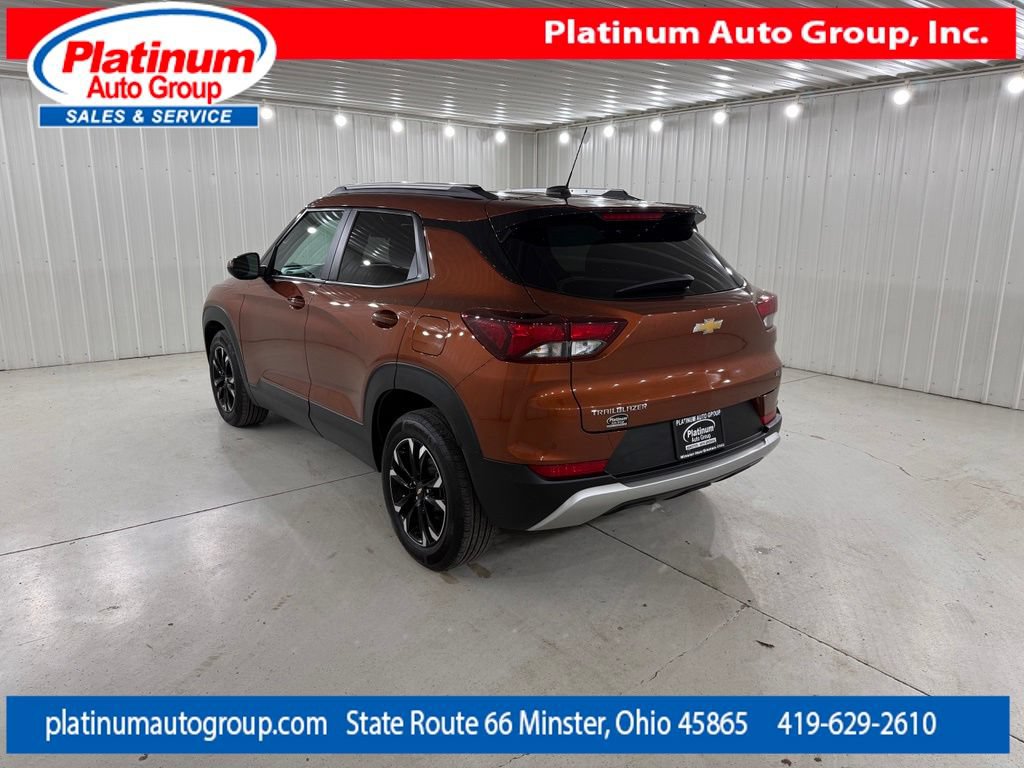 Used 2021 Chevrolet TrailBlazer LT FWD image 3