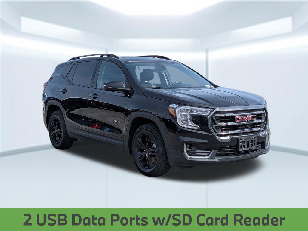 Used 2022 GMC Terrain AT4 w/ LPO, Floor Liner Package AWD/4WD image 9