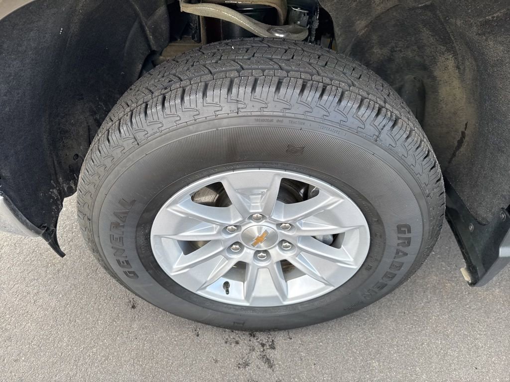 Used 2025 Chevrolet Silverado 1500 LT image 10