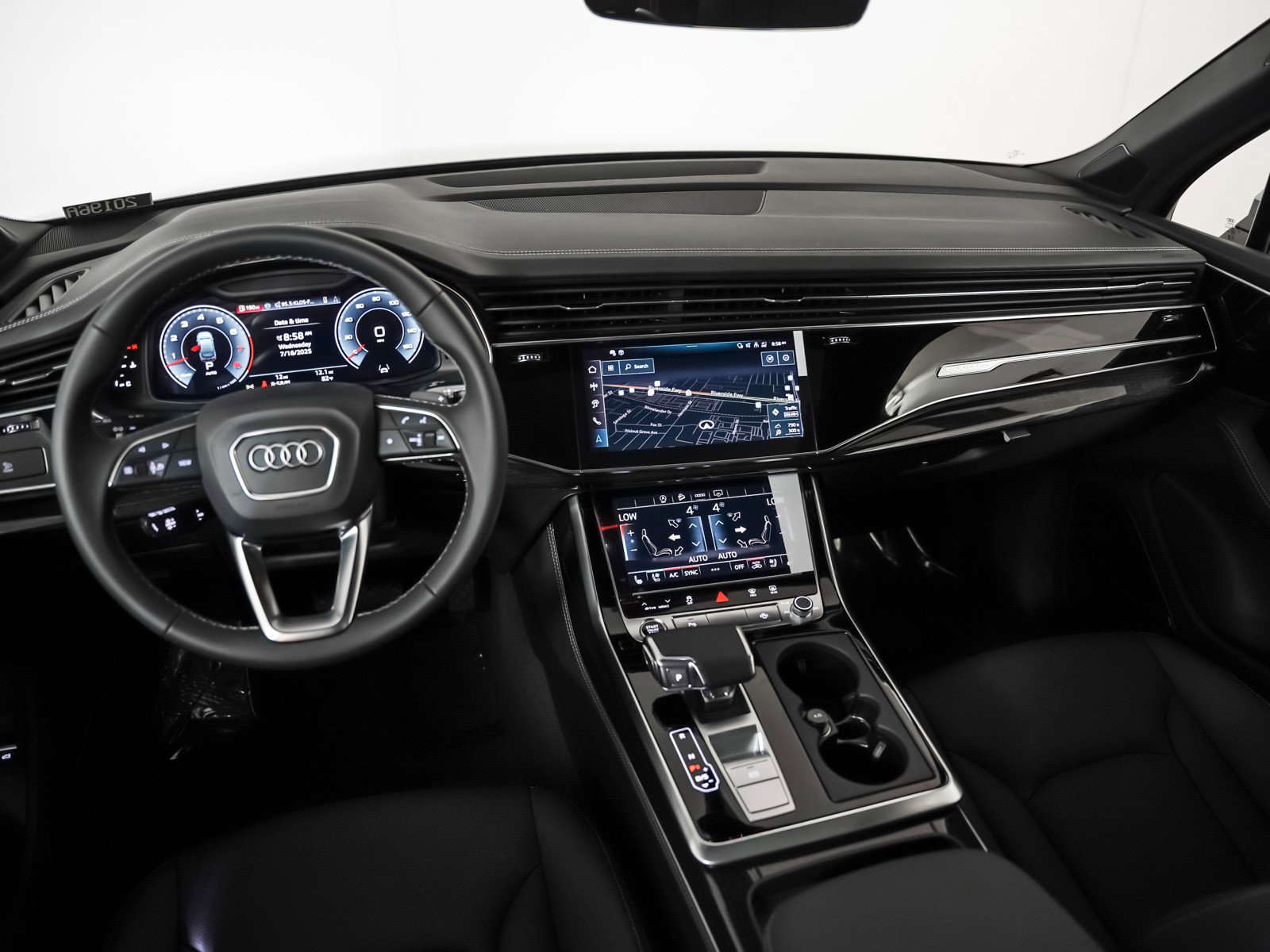 New 2025 Audi Q7 3.0T Premium Plus image 16