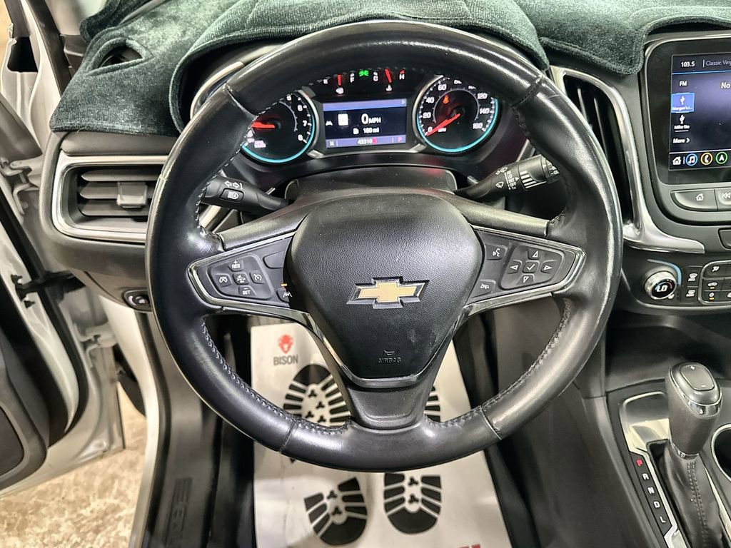 Used 2021 Chevrolet Equinox LT FWD image 17