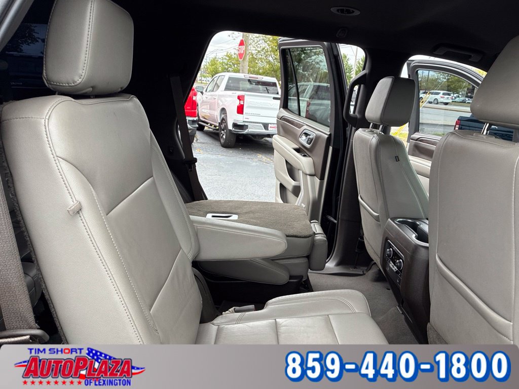 Used 2021 Chevrolet Tahoe Z71 w/ Z71 Off-Road Package AWD/4WD image 19