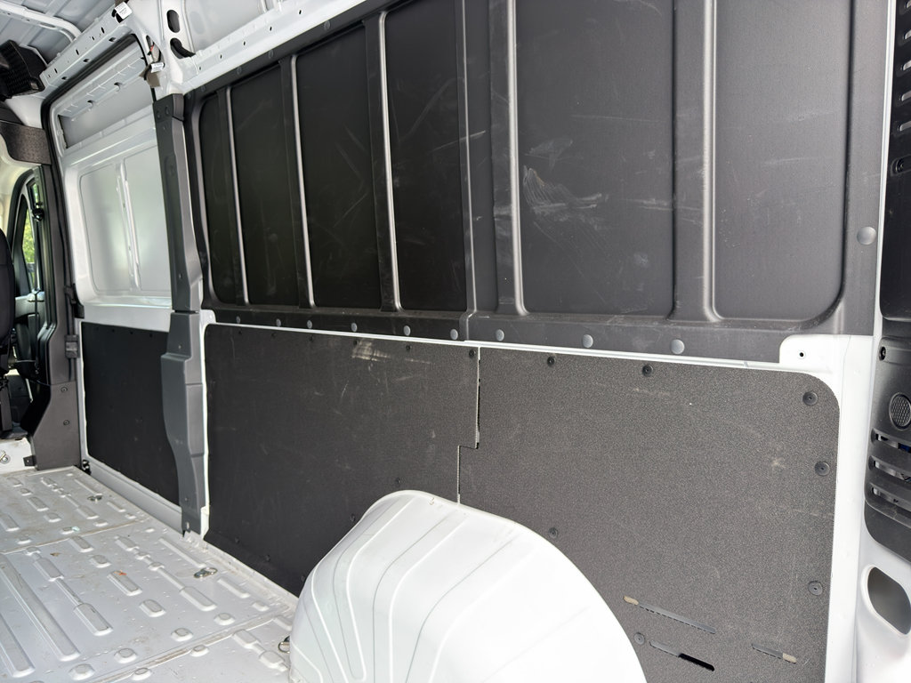 Used 2026 RAM ProMaster 2500 w/ Convenience Group FWD image 15