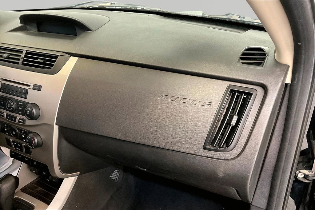 Used 2008 Ford Focus SE FWD image 27