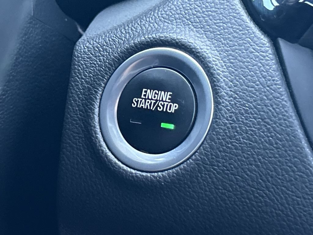 Used 2019 Buick Envision Premium AWD/4WD image 17