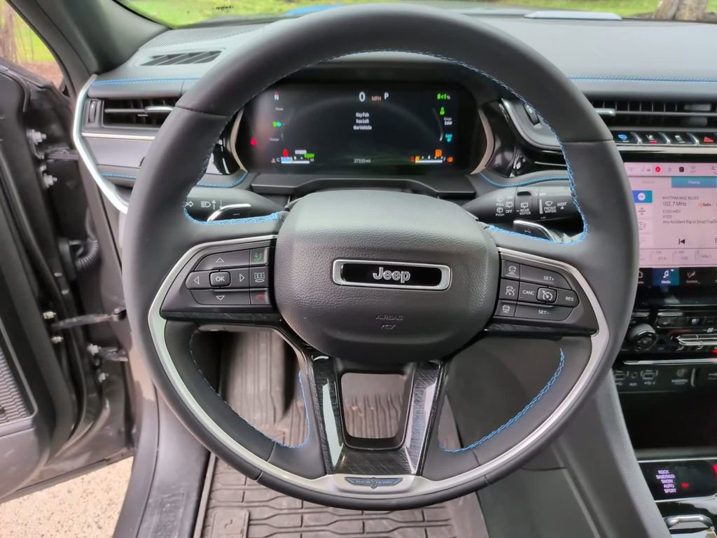 Used 2022 Jeep Grand Cherokee Trailhawk image 23