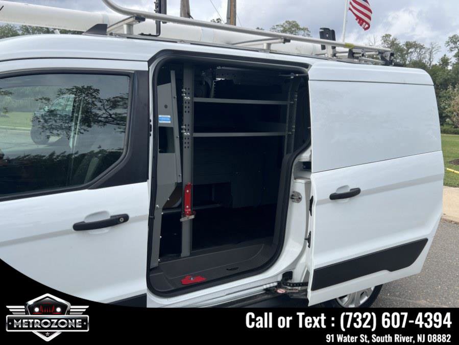 Used 2020 Ford Transit Connect XL image 18