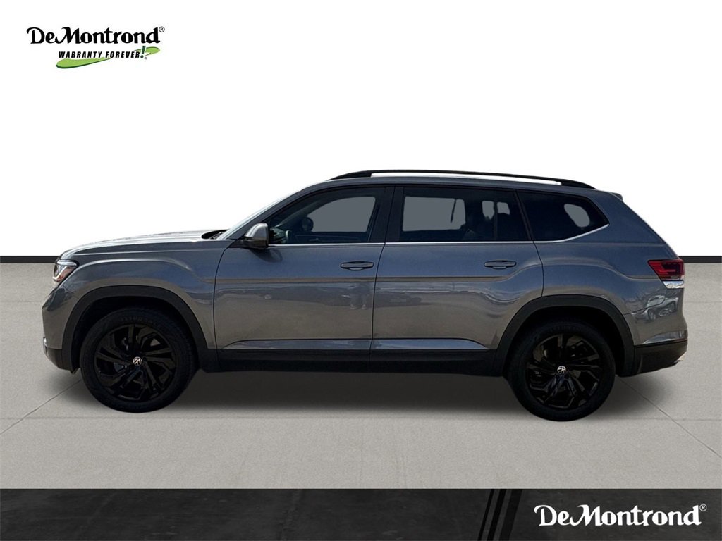 Used 2023 Volkswagen Atlas SE w/ Black Wheel Package image 8