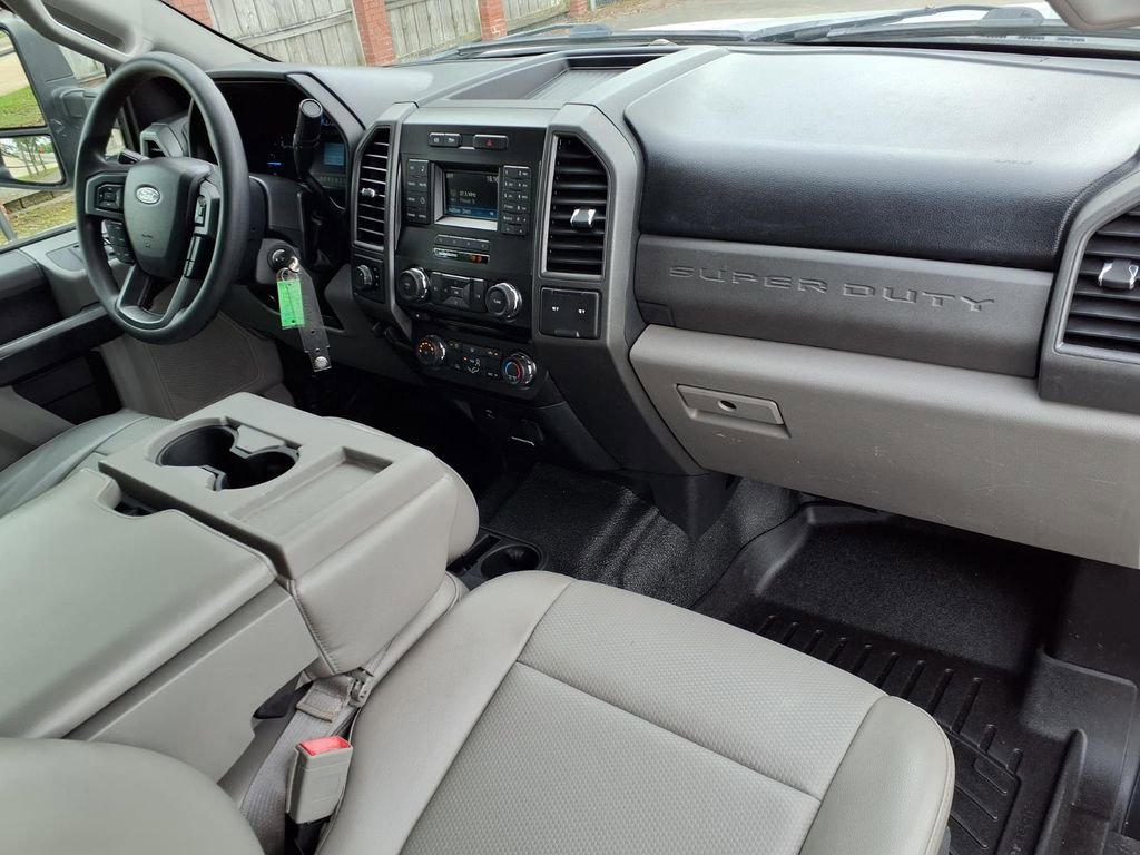 Used 2018 Ford F450 XL w/ Power Equipment Group image 13