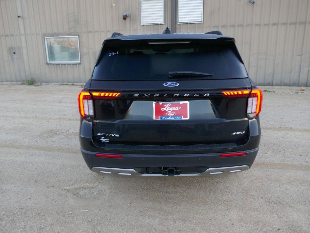 New 2026 Ford Explorer Active image 7