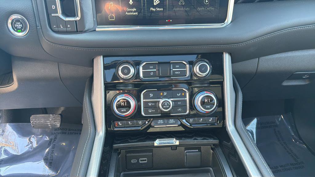 Used 2023 GMC Yukon Denali w/ LPO, Floor Liner Package image 29