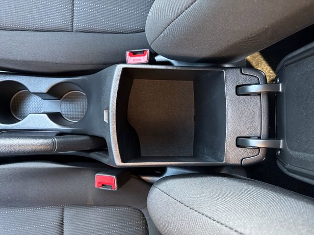 Used 2025 Hyundai Venue SE image 15