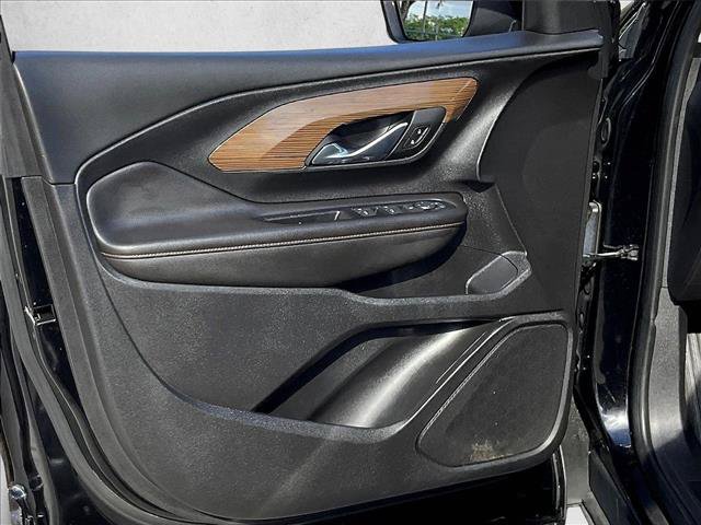 Used 2020 GMC Terrain SLE FWD image 17