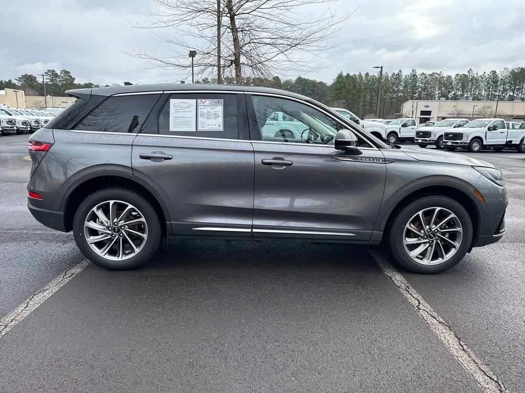 Used 2023 Lincoln Corsair FWD w/ Equipment Group 101A image 4