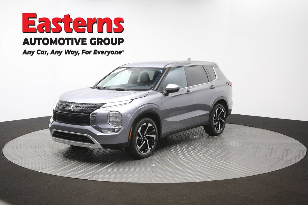 Used 2024 Mitsubishi Outlander SE FWD image 54