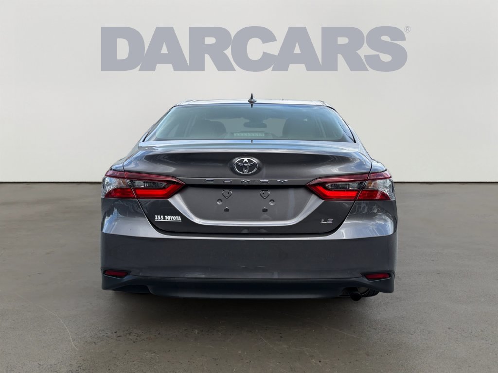 Used 2023 Toyota Camry LE FWD image 4