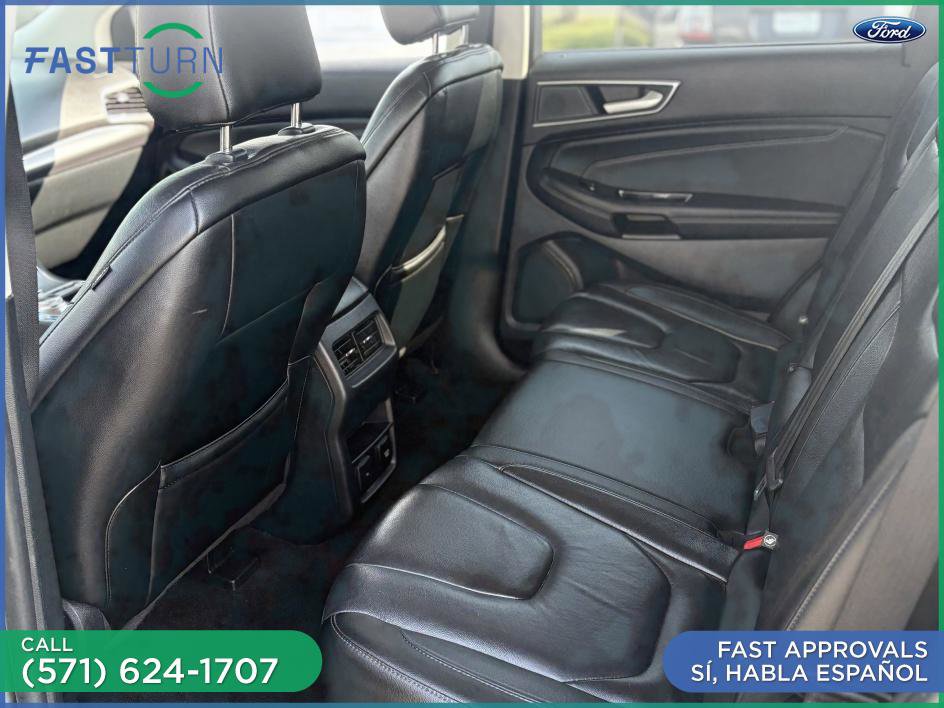 Used 2020 Ford Edge Titanium image 20