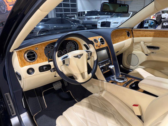 Used 2015 Bentley Flying Spur W12 image 52