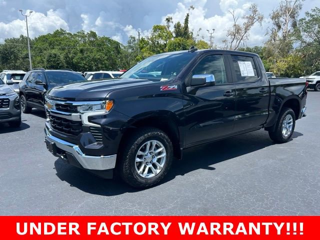 Used 2024 Chevrolet Silverado 1500 LT AWD/4WD image 3
