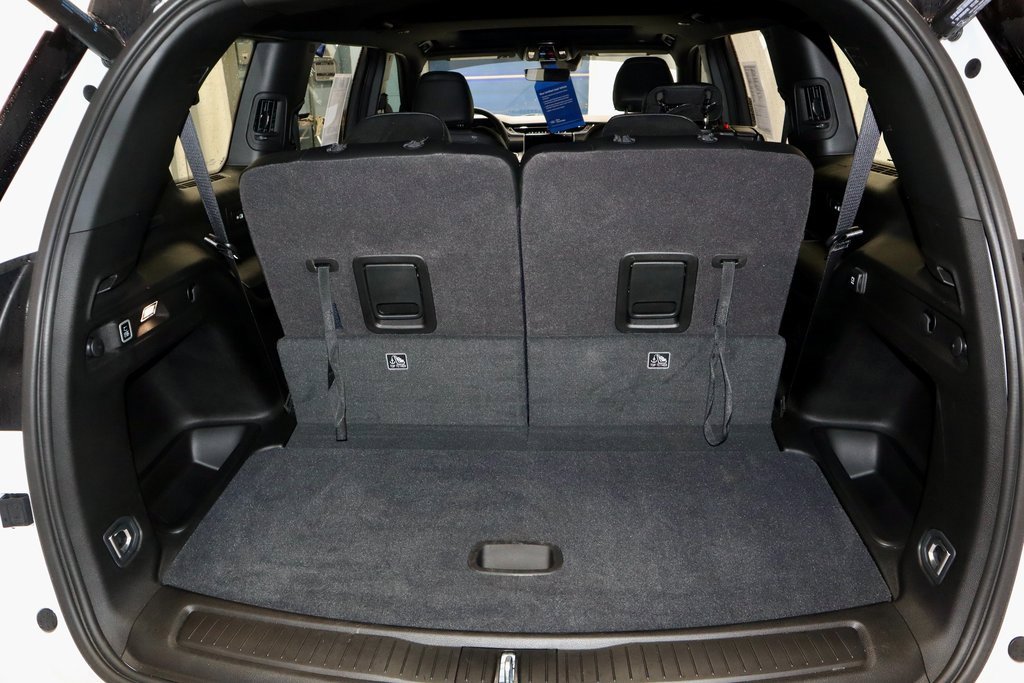 Used 2025 Jeep Grand Cherokee L Laredo w/ Luxury Tech Group I image 14