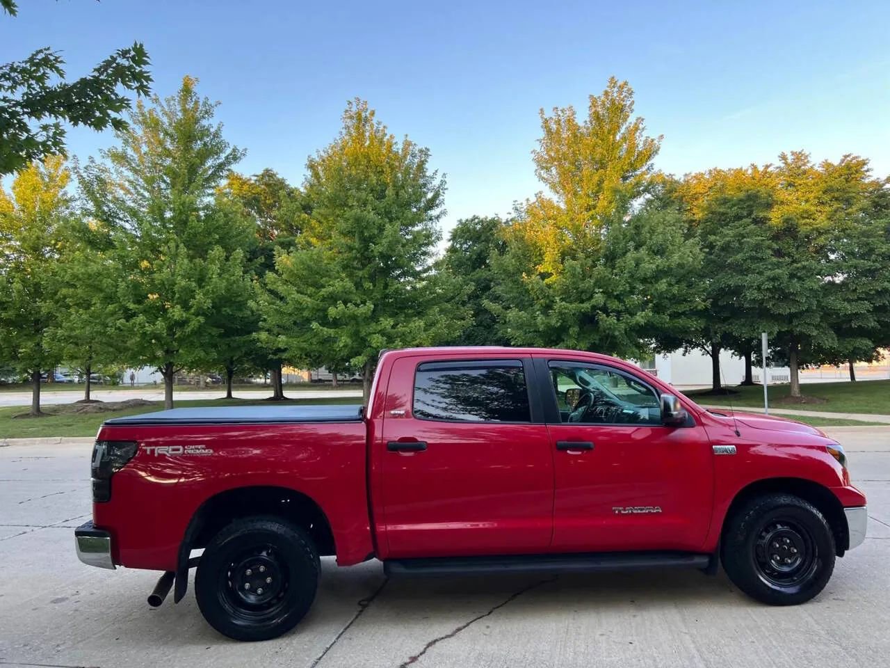 Used 2007 Toyota Tundra SR5 w/ TRD Off-Road Pkg image 7