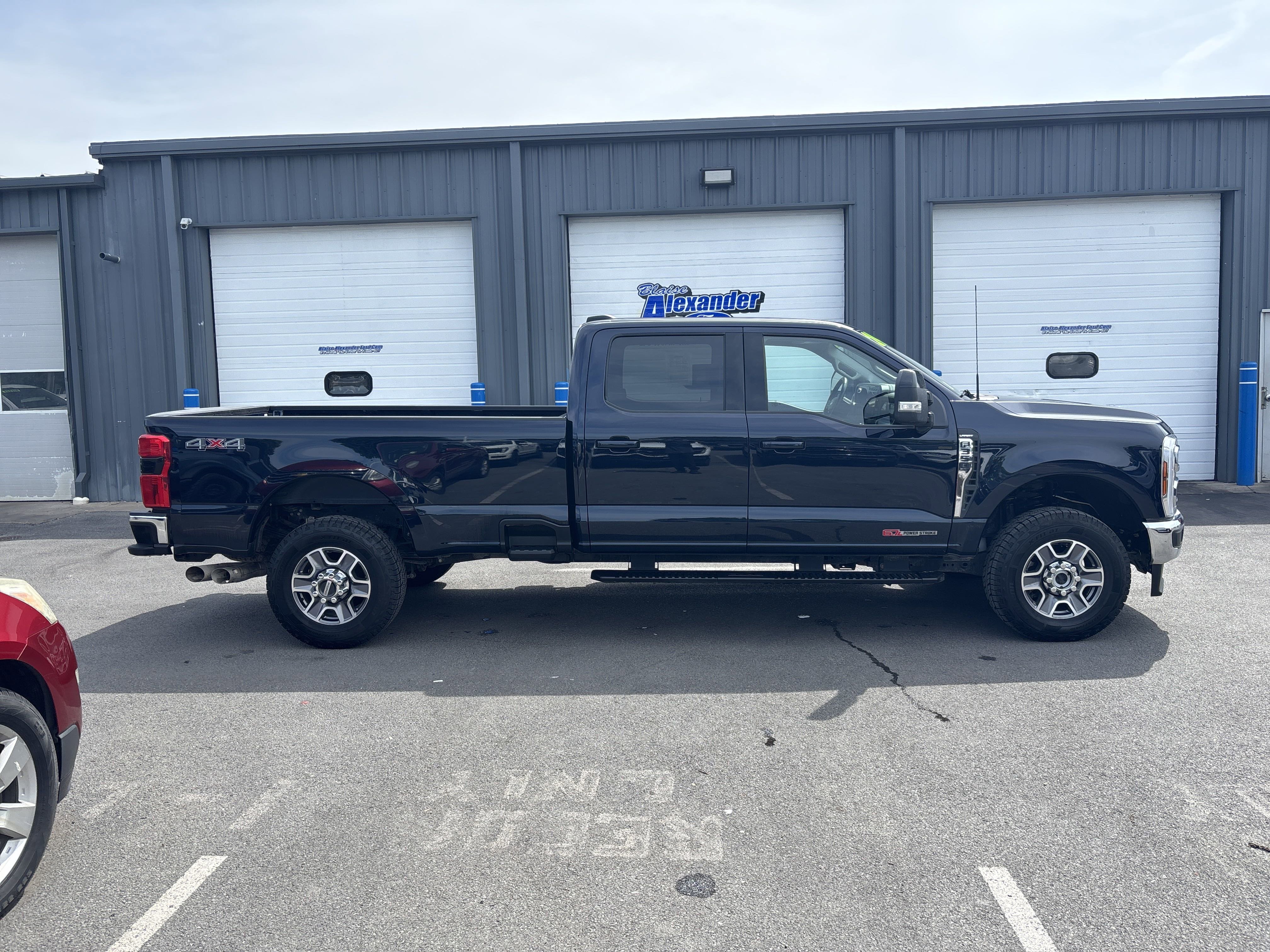 Used 2024 Ford F350 Lariat w/ Camper Package image 2