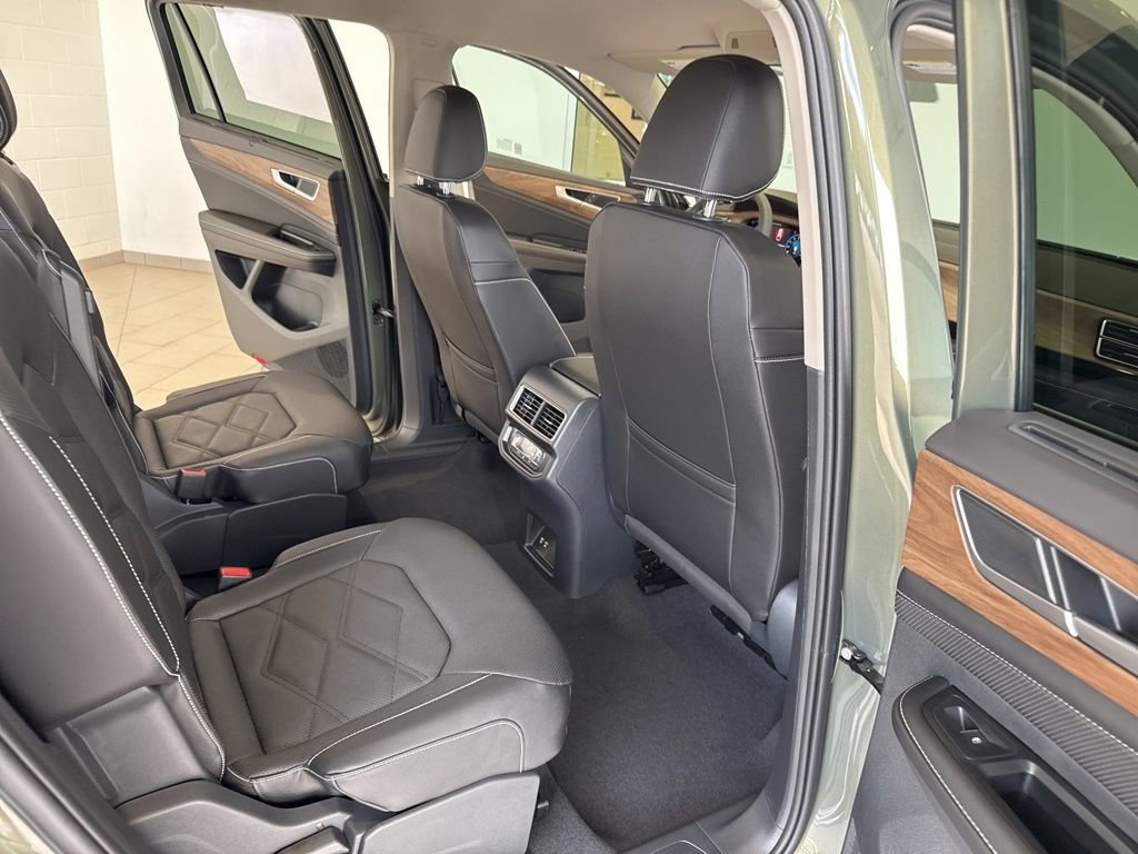 New 2026 Volkswagen Atlas SE image 14