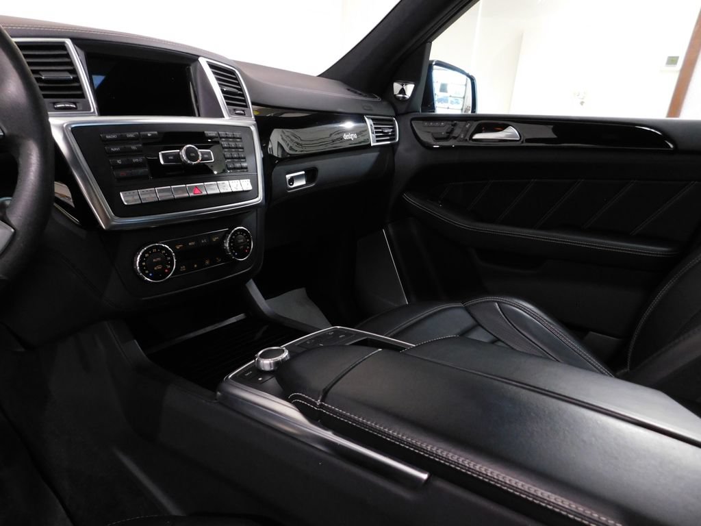 Used 2014 Mercedes-Benz ML 63 AMG 4MATIC image 51