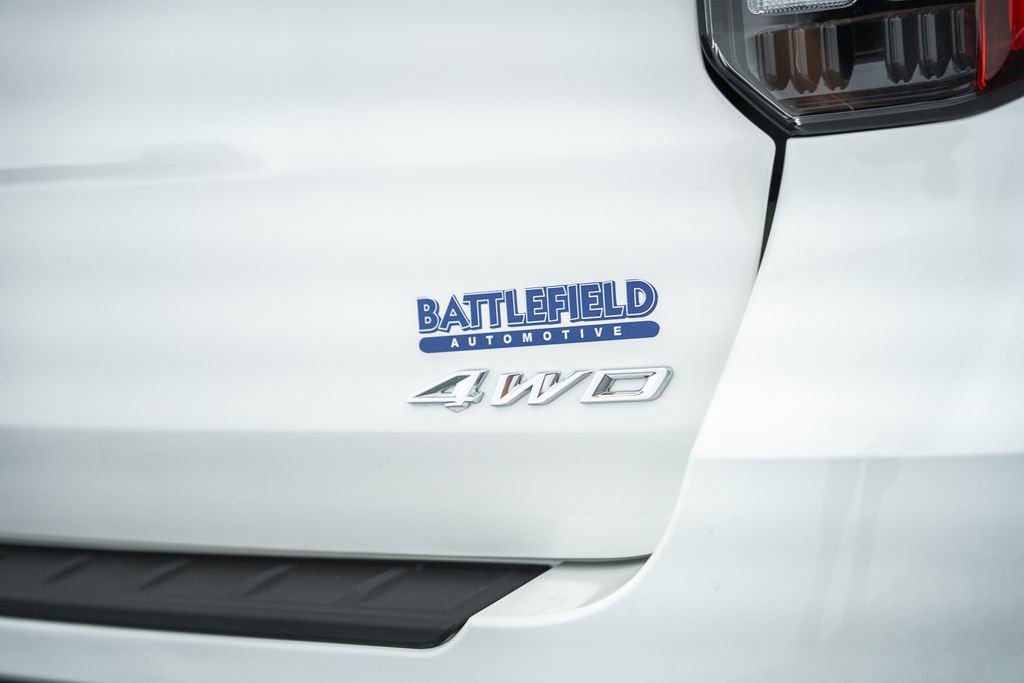New 2026 Ford Explorer Active AWD/4WD image 9