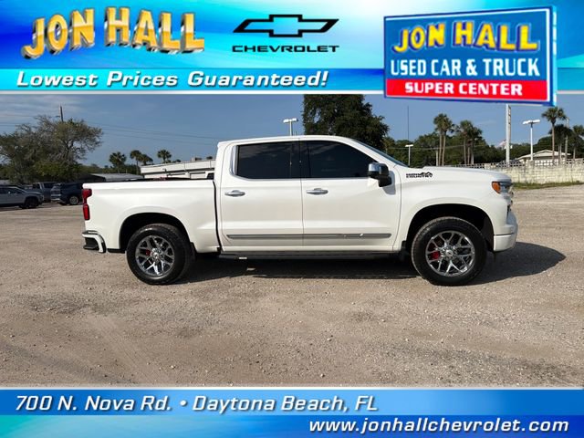 Used 2024 Chevrolet Silverado 1500 High Country w/ Technology Package AWD/4WD image 16