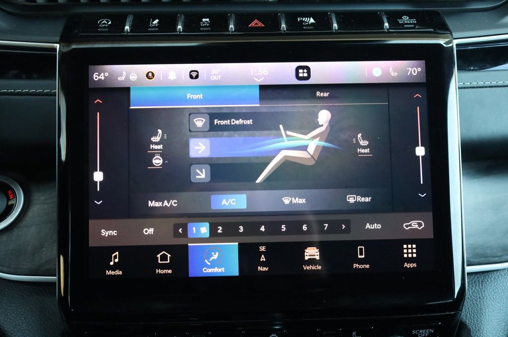 Used 2022 Jeep Grand Cherokee L Limited w/ Trailer Tow Group (B) image 40