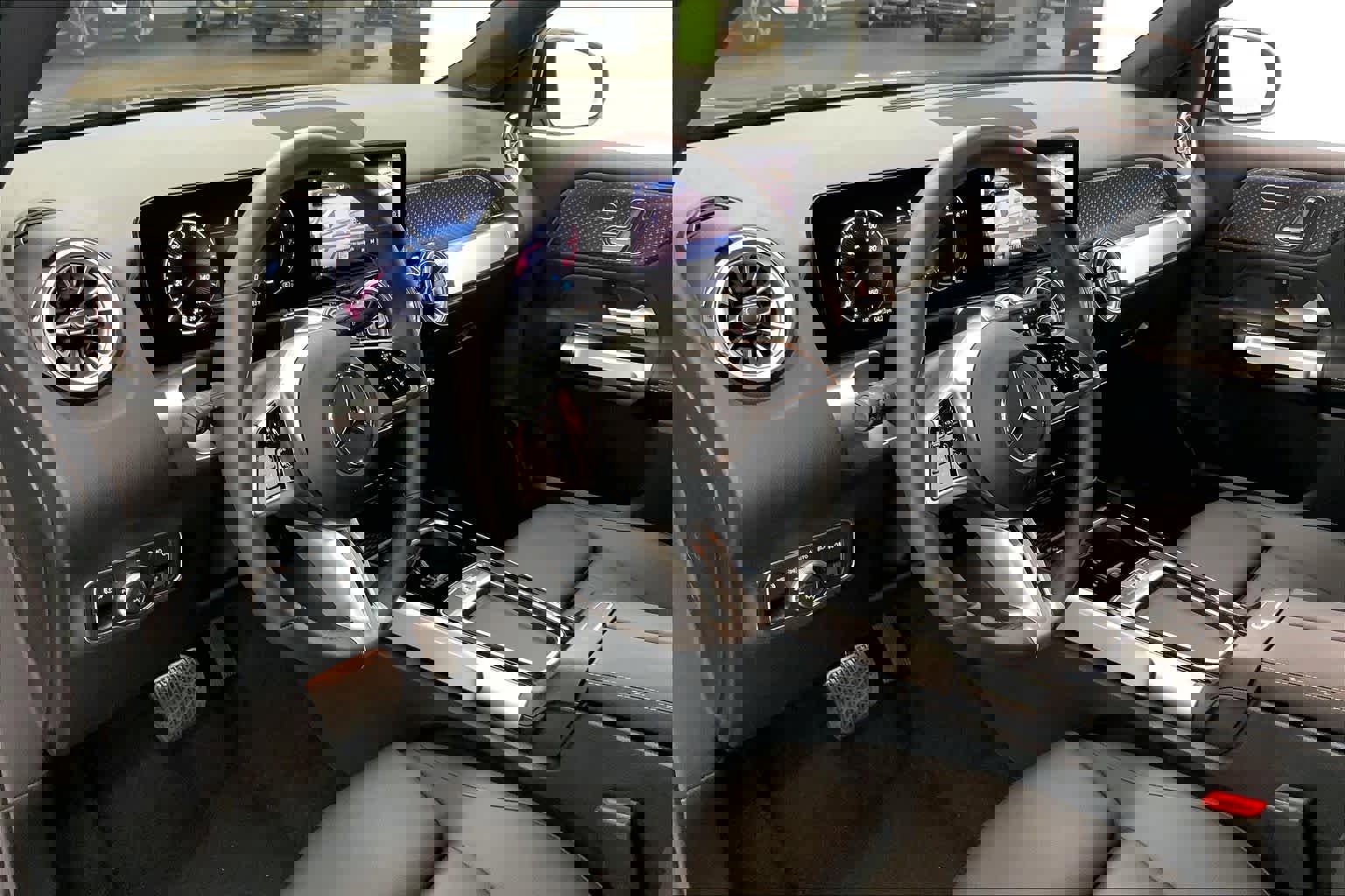 Used 2025 Mercedes-Benz GLB 250 image 21