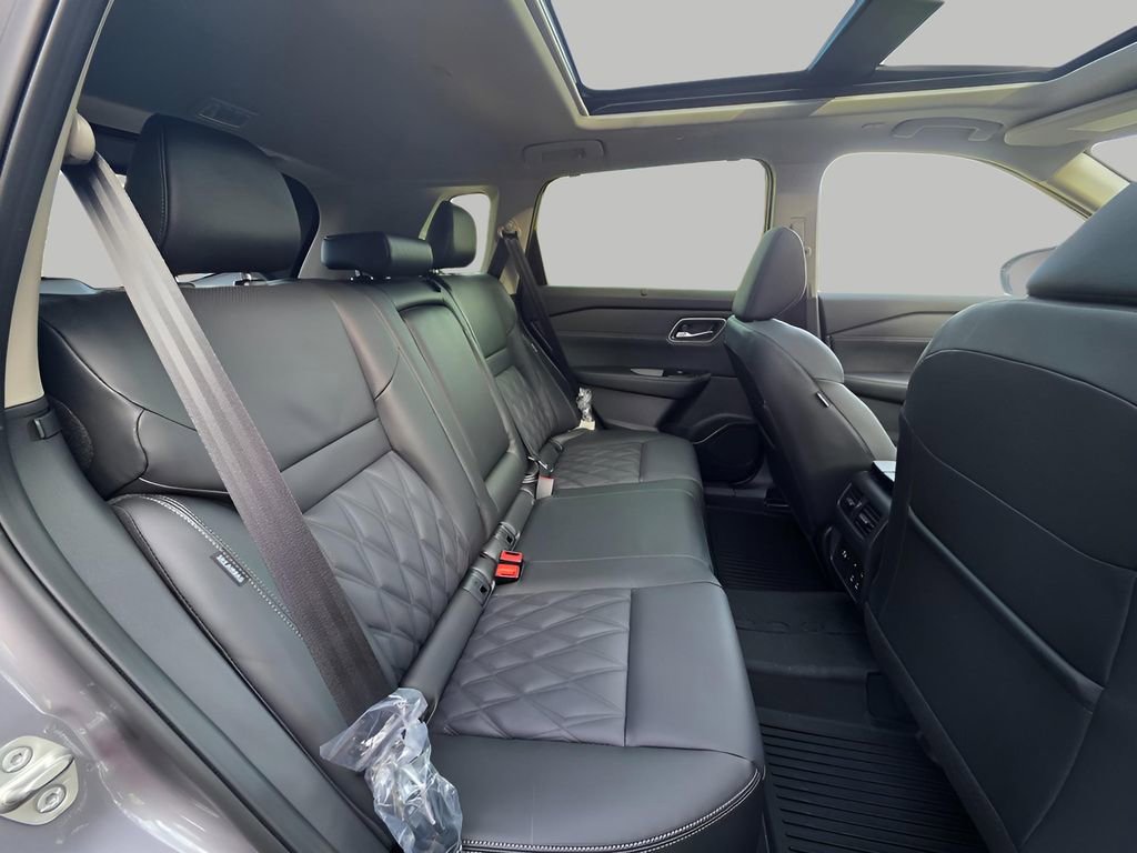 New 2026 Nissan Rogue Platinum w/ Platinum Premium Package image 10