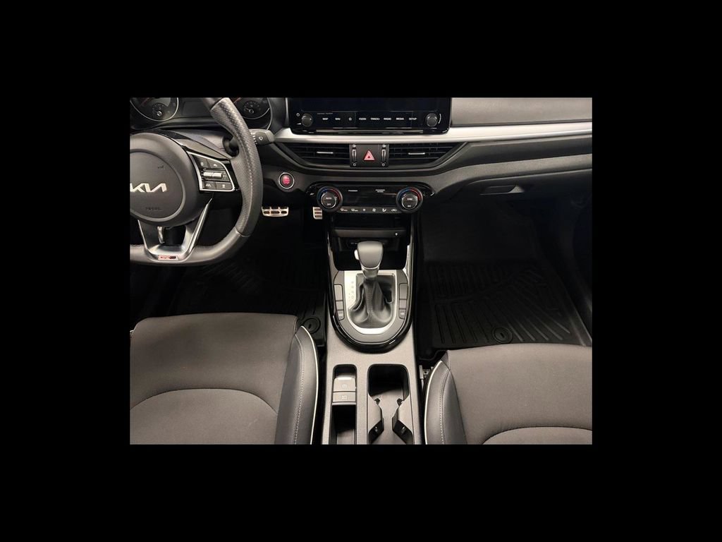 Used 2024 Kia Forte GT-Line w/ GT-Line Premium Package FWD image 16