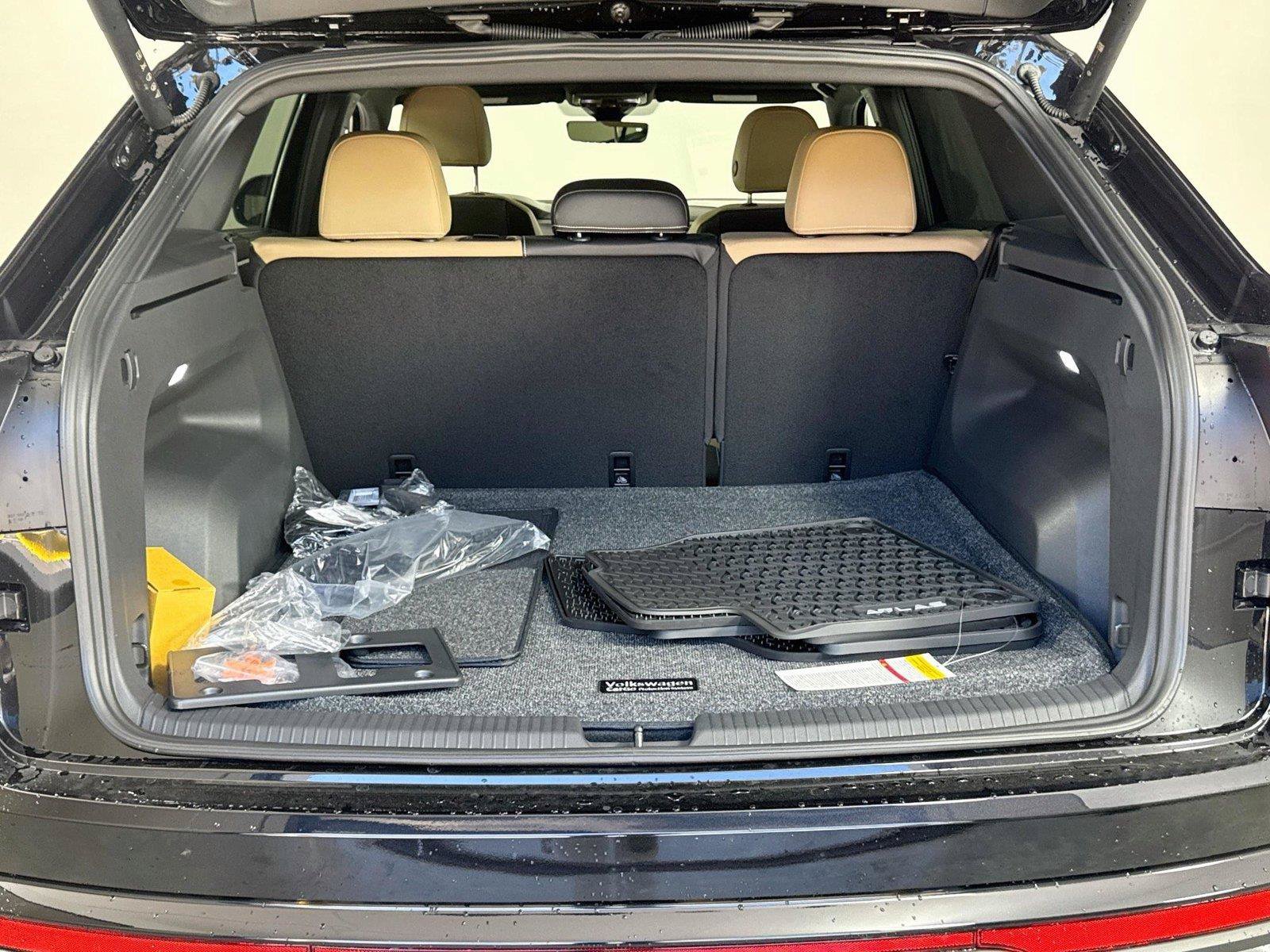 New 2026 Volkswagen Atlas Cross Sport SE AWD/4WD image 25