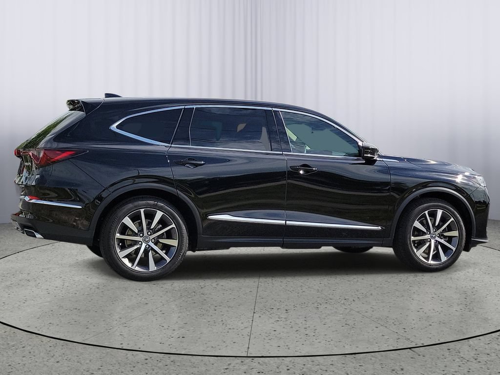 Used 2025 Acura MDX SH-AWD w/ Technology Package image 3