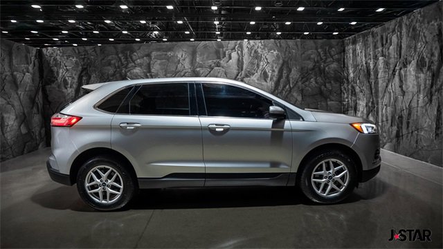Used 2021 Ford Edge SEL image 23