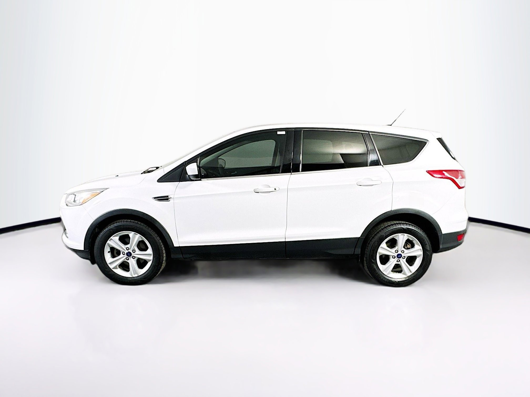 Used 2015 Ford Escape SE image 4