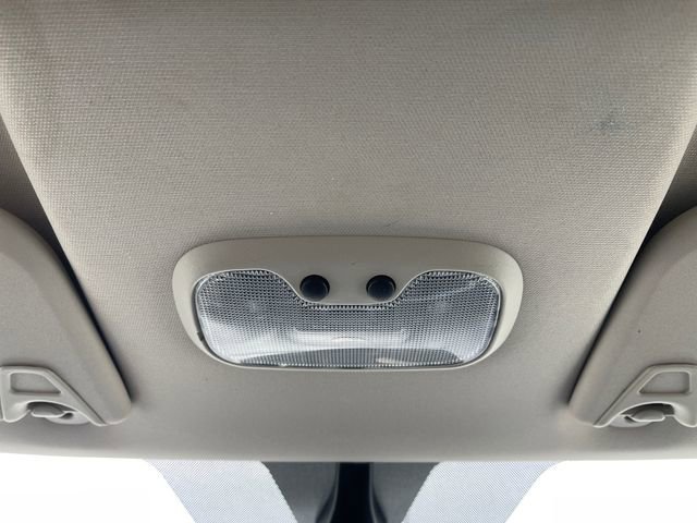 Used 2015 Dodge Journey SXT w/ Flexible Seating Group image 26