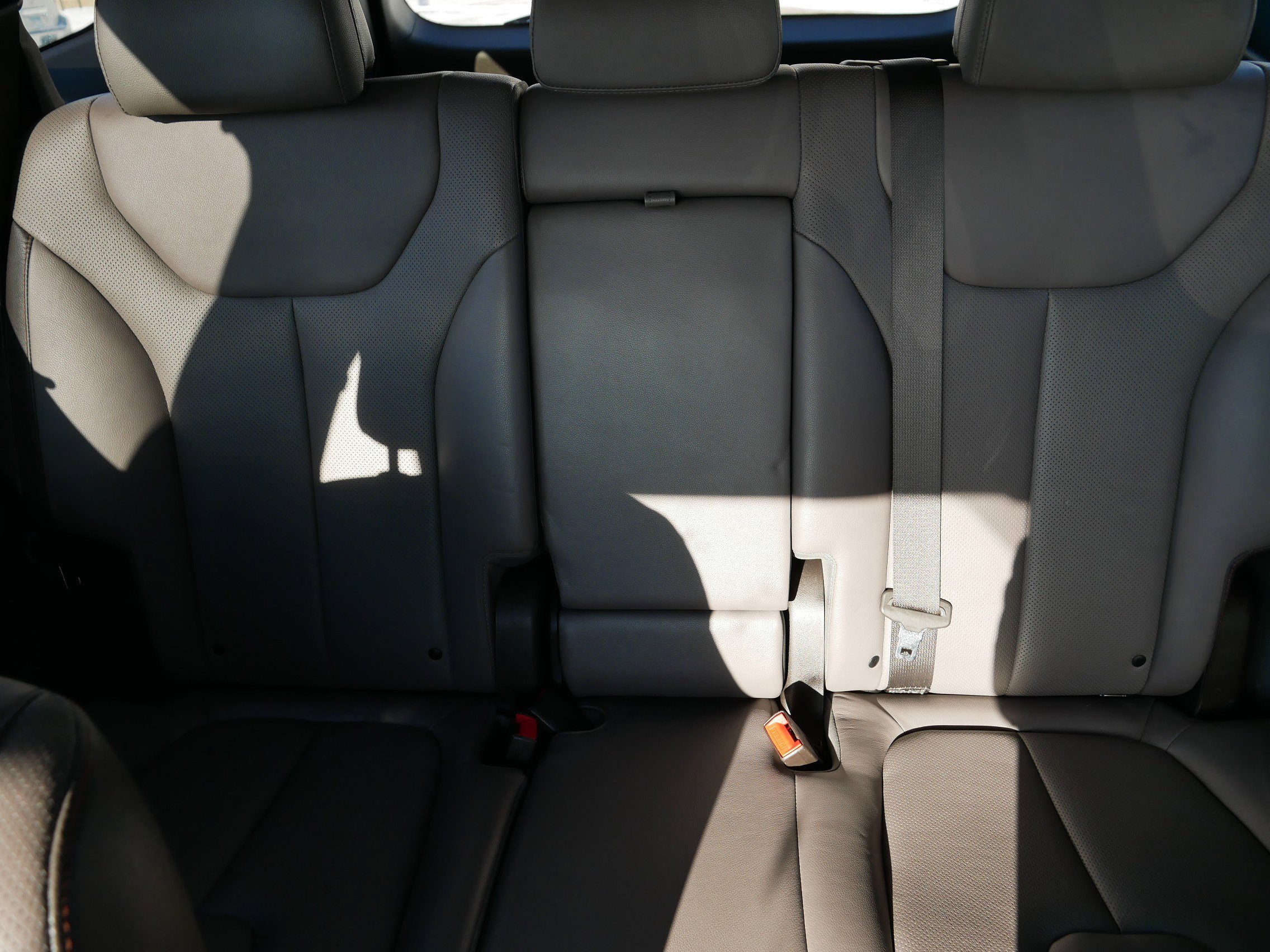 Used 2019 Hyundai Santa Fe AWD image 13