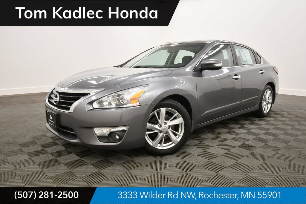 Used 2015 Nissan Altima 2.5 SL w/ Technology Package FWD image 1