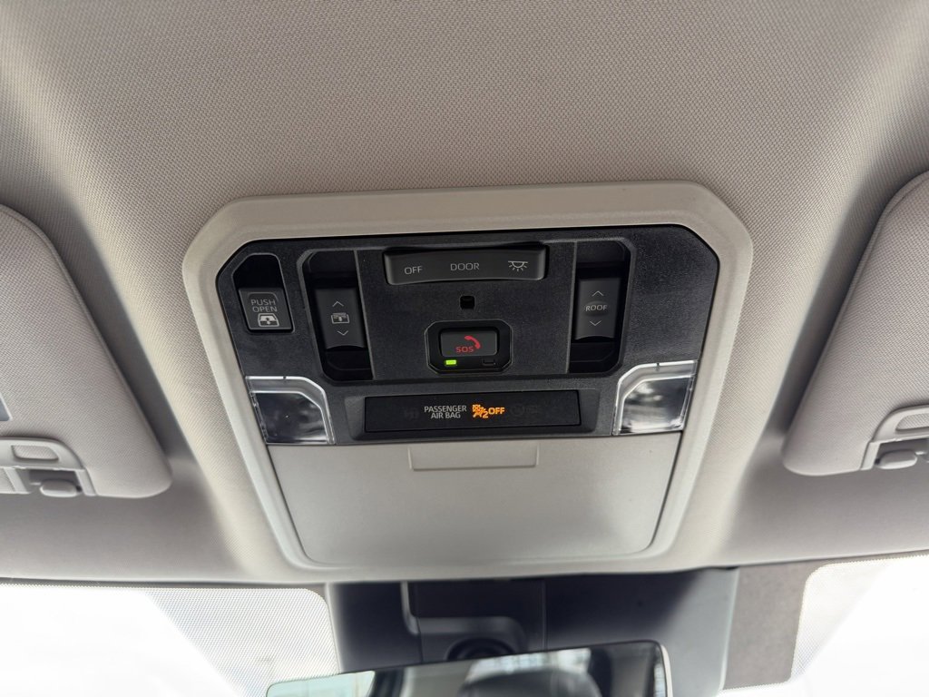 Used 2022 Toyota Tundra Limited image 27